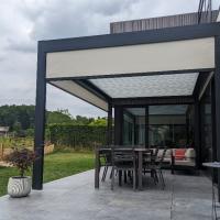 Installation d'une pergola réctrable (modèle OPEN R2) à Arlon