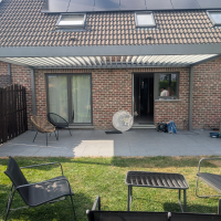 Pergola Bioclimatique IZI : Design moderne et confort sur mesure à Fléron