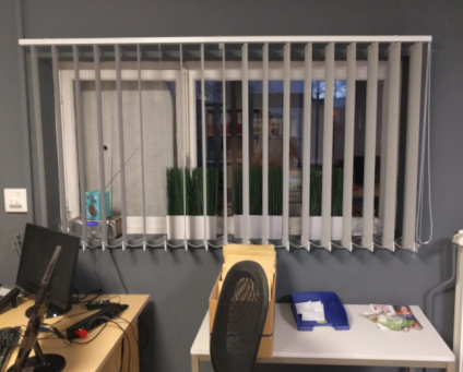 Installation de stores à bandes verticales screen à Visé