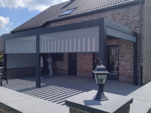 Un havre de paix sublimé par une pergola bioclimatique à Pepinster
