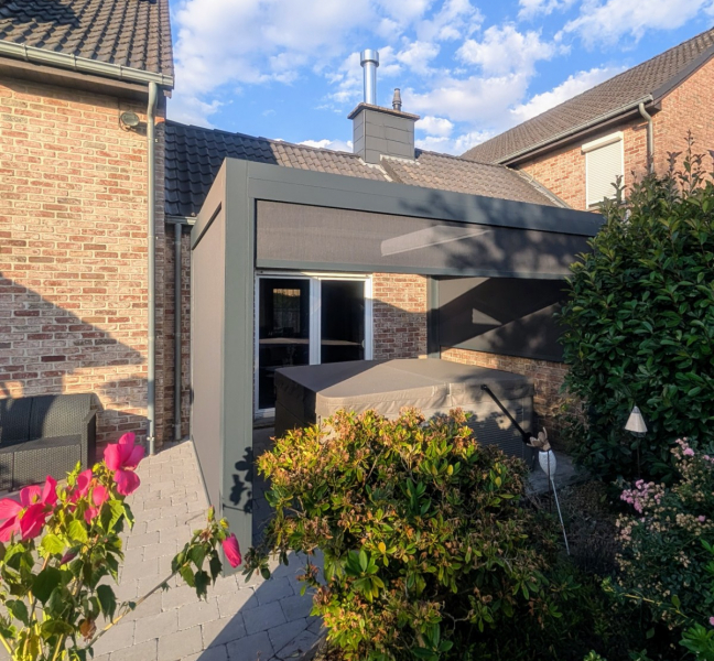 Pergola Bioclimatique Rétractable OPEN R installée à Retinne