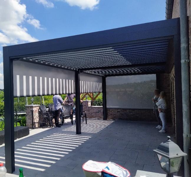 Installation d'une double pergola bioclimatique OPEN